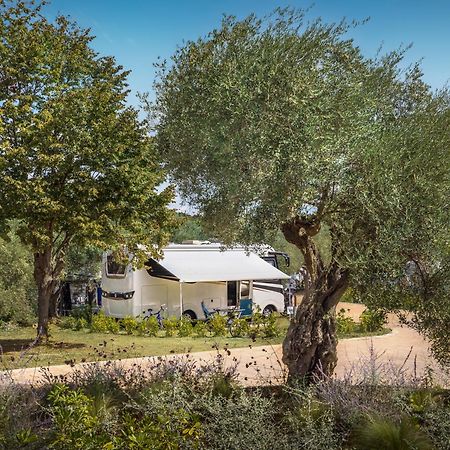 Maistra Camping Koversada Uncovered Naturist Pitches เวอร์ซาร์ ภายนอก รูปภาพ
